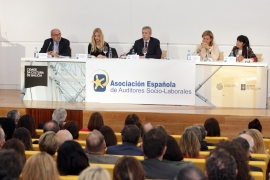 O vicepresidente da Xunta, Alfonso Rueda, participou hoxe en Santiago de Compostela na entrega de acreditacións ás empresas