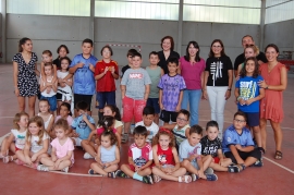A Xunta financia o programa Oímbra verán de apoio á conciliación das familias galegas no que participan 40 nenas e nenos de entre 3 e 14 anos