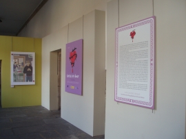 Igualdade inaugurou a mostra 'Cartas de amor' para sensibilizar contra a violencia de xénero a través do cómic