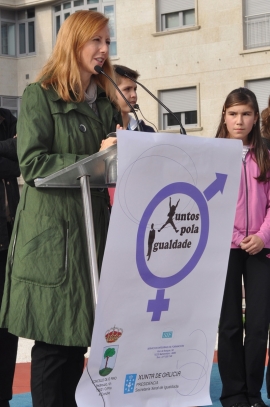 A Secretaria Xeral da Igualdade participou na lectura dun manifesto contra a violencia no Concello do Pino co alumnado do Colexio Camiño de Santiago