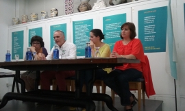 Susana López Abella durante a charla de atención psicolóxica organizada pola Asociación “Sí, hai saída”
