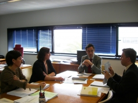 O director xeral do Igape, Javier Aguilera, e a secretaria xeral de Igualdade, Susana López Abella, durante o encontro