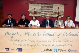 A secretaria xeral da Igualdade, Susana López Abella, e o director xeral de Xustiza, Juan José Martín, participaron hoxe na inauguración do V Congreso sobre a feminización do dereito privado. 'Muller, maternidade e dereito'