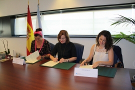 A secretaria xeral da Igualdade, Susana López Abella, asinou hoxe os convenios de colaboración coas asociacións Chrysallis-Galicia e Nós Mesmas