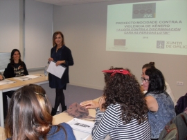 Nove mozas e mozos galegos iniciaron esta fin de semana a súa formación dentro da terceira e última fase do proxecto europeo ‘Mocidade Contra la Violencia de Xénero’