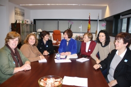 La Secretaria Xeral da Igualdade se reunió con la Federación Galega de Redeiras Artesás O Peirao