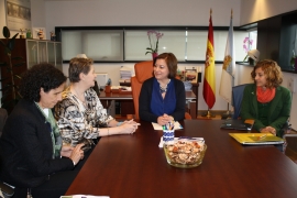 La secretaria xeral de Igualdade, Susana López Abella se reune con la Comisión de Mujer del CERMI