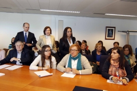 A secretaria xeral de Igualdade e a delegada territorial de Vigo mantiveron un encontro de traballo con representantes destas entidades, ás que presentaron o programa de subvencións do presente exercicio