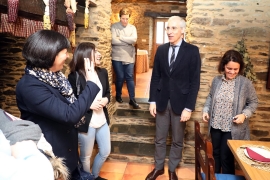  La Xunta llama en Arzúa a fomentar en el rural gallego el emprendimiento femenino desde la innovación